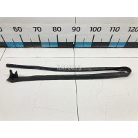 Уплотнитель двери Renault Duster 2012 823880009R