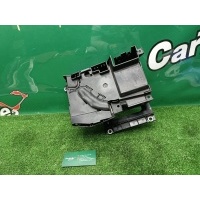 Блок предохранителей Porsche Cayenne 957 2007 95561010602, 95561011101