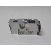 Клапан кондиционера Land Rover Range Rover Sport 2013 LR072087