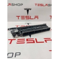 Воздуховод Tesla Model Y 2021 1083320-00-F