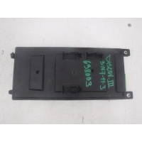 Блок предохранителей (салон) Land Rover Discovery III 2004-2009 YQE500300