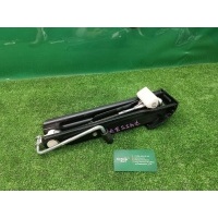 Домкрат Mercedes-Benz E W211 2005 A2115830215