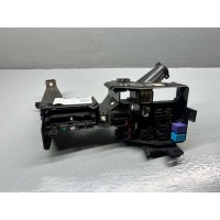 Блок предохранителей Toyota Camry XV40 2009 82720-06101