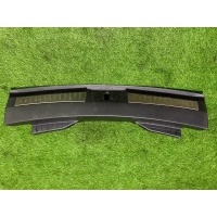 Накладка замка багажника Land Rover Velar L560 2019 LR091606, JR56015888EDYFF, J8А2406А64В