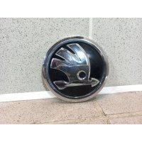 Эмблема Skoda Rapid 1 3V0853621A