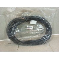Уплотнительная резинка Toyota Camry V70 6446133120