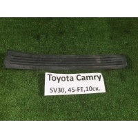 Накладка на порог Toyota Camry Sv30 1990-1997 67916-32010