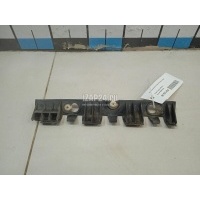 Направляющая заднего бампера левая Renault Logan (2005 - 2014) 8200210078
