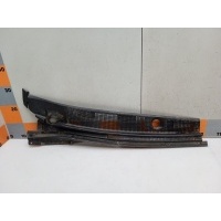 Планка под лобовое стекло Mitsubishi Lancer Cedia CS2A 2000 MB893069
