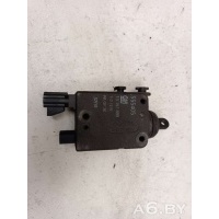 Активатор замка багажника Opel Zafira A 2003 13151889, 555405
