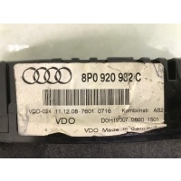 Щиток приборов (приборная панель) Audi A3 8P 2009 8P0920982C
