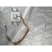 Антенна навигации gps 8686047060 toyota prius ii 08r.