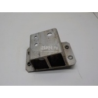 Кронштейн усилителя заднего бампера правый Toyota RAV 4 (2000 - 2005) 5832342010