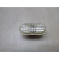 Повторитель на крыло белый Renault Clio II/Symbol (1998 - 2008) 8200394531