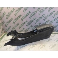 Подлокотник Mercedes CLA C117 2013 A1766801300