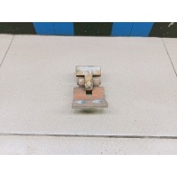 Петля двери передней VW Transporter T4 1996-2003 7D0831401