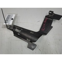 Кронштейн правой фары BMW 3 E46 1999-2005 1301073018