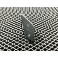 Кнопка центрального замка Audi S8 D4 2015 4H0962108B