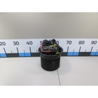 Моторчик отопителя Renault Duster 2012 272102798R