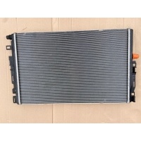 C класса в 205 в 213 радиатор 6.3 amg 0995005403 63 amg