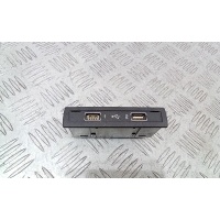 Разъем AUX / USB Mercedes CLS W218 (2010-2014) 2014 A1728202826