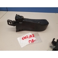 Ограничитель двери передней Skoda Octavia A7 2013-2020 5E0837249