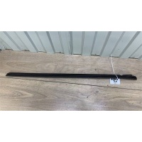 Уплотнитель стекла задней левой двери Ford Focus II 2008-2011 1748427