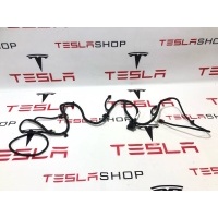 Проводка бампера переднего Tesla Model 3 2021 1067959-00-E