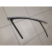 Уплотнитель стекла двери передней правой Skoda Octavia A7 2013-2020 5E0837432C5AP