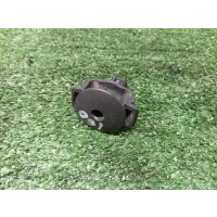 крепление кронштейна радиатора Mercedes Benz W211 E-Klasse 2002-2009 2002 2115040059