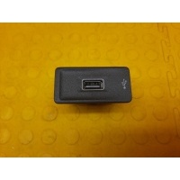 разъем USB Volkswagen Touareg CR7 2019 760035222