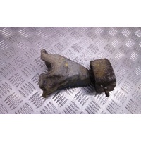 Кронштейн КПП опорный VOLKSWAGEN PASSAT (1999-2000) 1999