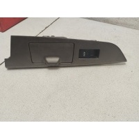 Накладка двери Toyota Land Cruiser 200 J200 2007- 7428060030