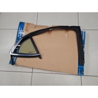 Стекло двери задней правой Citroen C4 2010- 9677082680