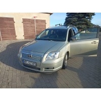 Toyota avensis 1 , 8 автомат бензин газ