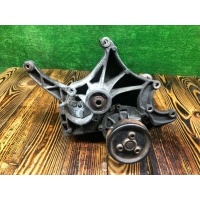Кронштейн генератора Volkswagen Passat B5 1998 028903143AF