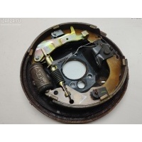 Щиток (диск) опорный тормозной задний левый Mazda Premacy 2001 C10026290B