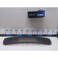 Решетка в бампер VAG Touareg (2002 - 2010) 7L6853678F