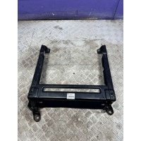 Крепление сиденья Volkswagen Touareg 1 2008 7l0881677g