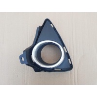 Заглушка противотуманок левая решётка auris ii 13 - 14