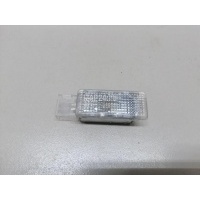 Плафон салонный VAG Superb (2008 - 2015) 6L0947415A