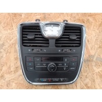 Chrysler town кантри панель кондиционера