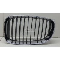 Решетка радиатора левая BMW 1-serie E82/E88 (2007 - 2013) 51137166439