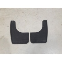 брызговик Renault Duster 1 2011-2015 8201212479