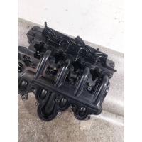 Клапанная крышка 2.2 - 2.5DCI. Opel Vivaro A 2004 8200149903,98063100