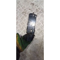 Кронштейн радиатора BMW 3 E90/E91/E92/E93 2007 7117811