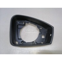 Рамка зеркала правого VAG Touareg 2018 7608576029B9