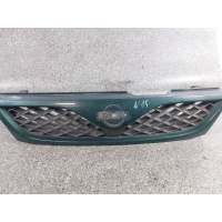 решетка радиатора Т.ЗЕЛЕНАЯ.  Nissan Almera N15 1999