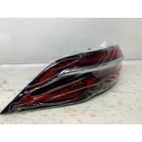 Фонарь Geely Monjaro KX11 7057045700, 8884315846