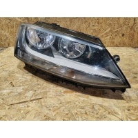 фара правая Volkswagen Jetta 6 2011 5C8941006
